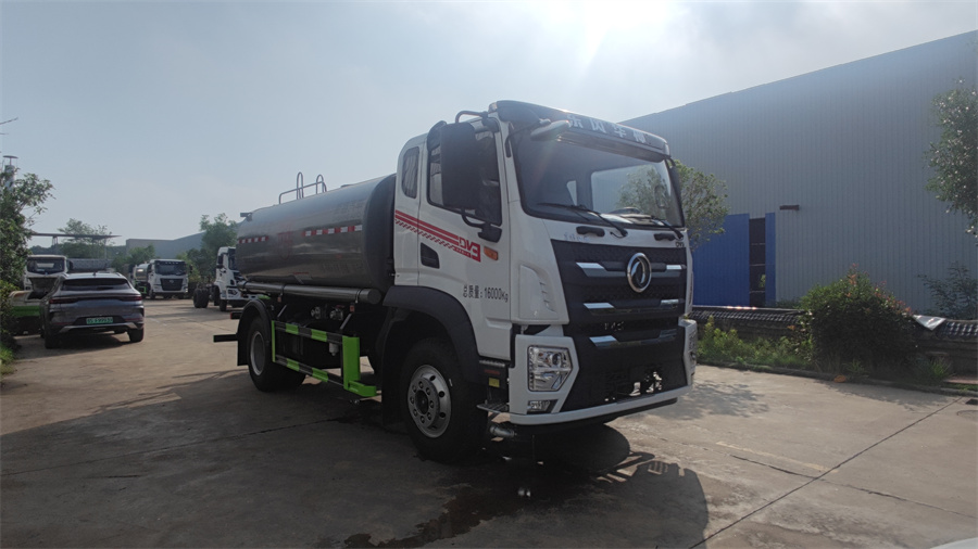 12方灑水車(chē) 新盛DV3東風(fēng)云內(nèi)170馬力